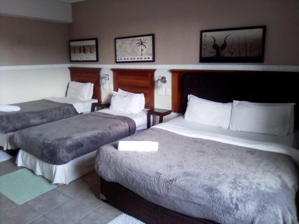 Bread And Barrel Guesthouse Bellville Кейптаун Екстериор снимка